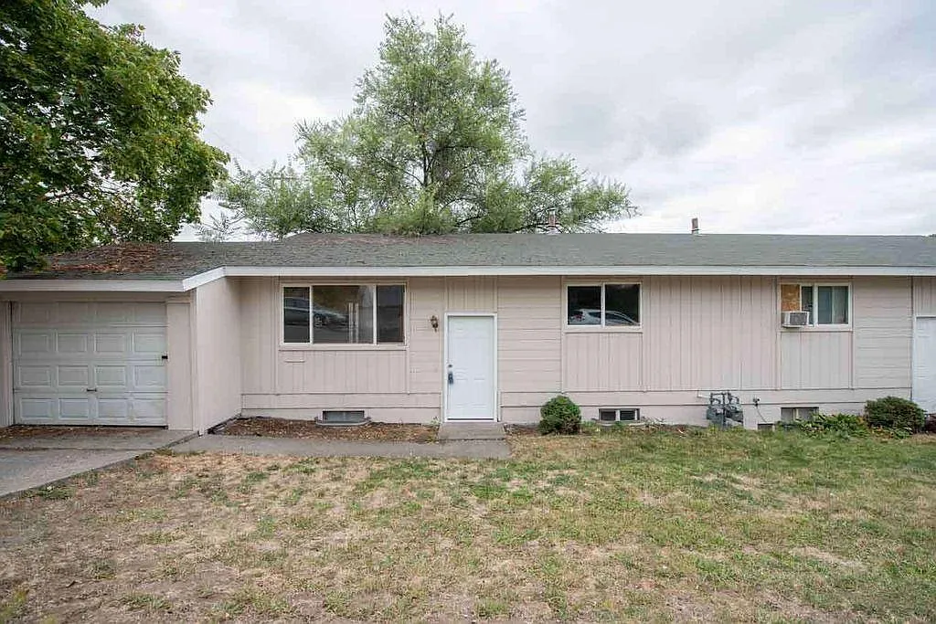4 bed, 1900 sqft, $3,900 — Photo 2