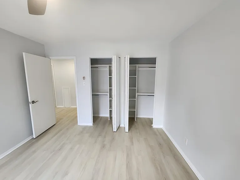 11319 Commonwealth Dr #102 — Photo 26