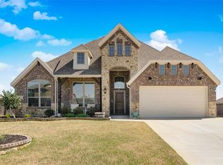 121 Haymeadow Dr, Crandall, TX 75114