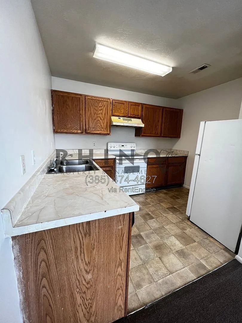 2 bed, 2.0 bath, 1065 sqft, $1,280 — Photo 1