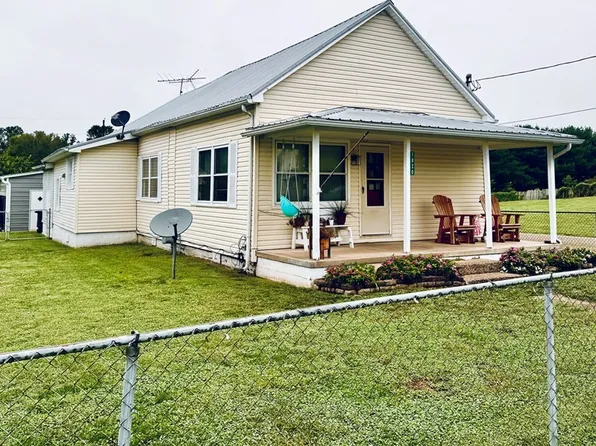 1820 North St, Stockport, OH 43787