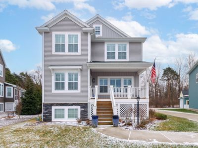 451 Summer Grove Dr, Douglas, MI, 49406