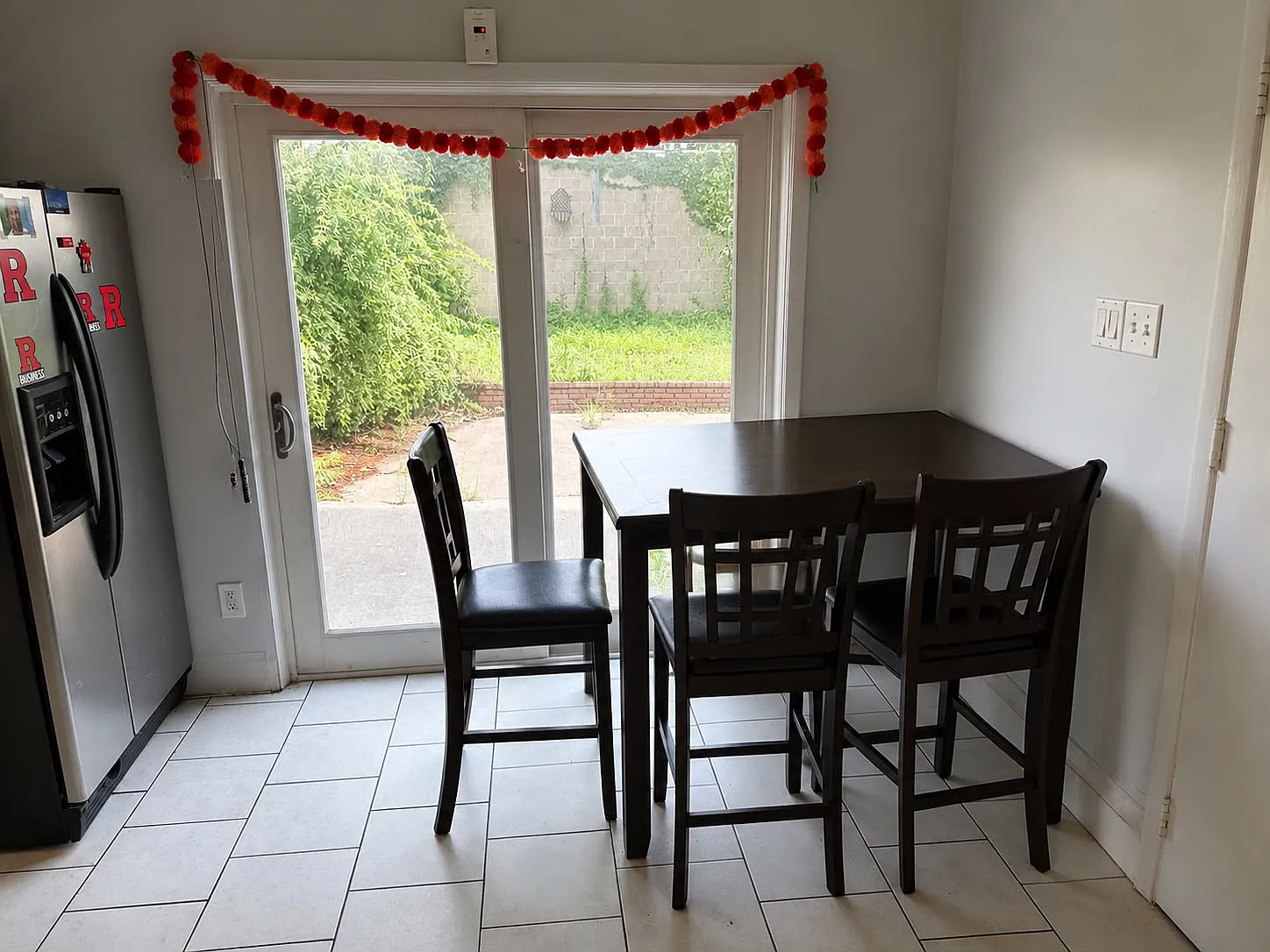 3 bed, $800 — Photo 3