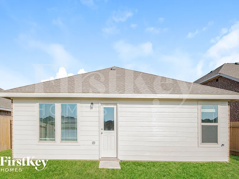 453 Maple Bend Ln — Photo 15