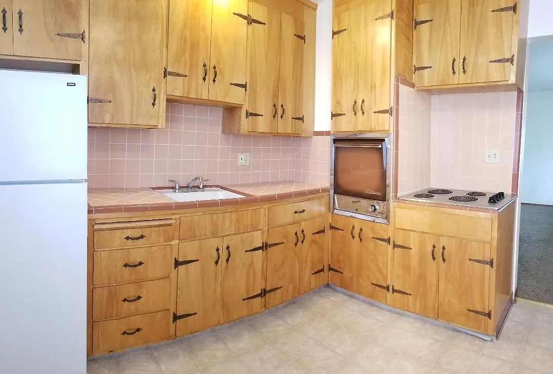 Studio, 348 sqft, $1,725 — Photo 2
