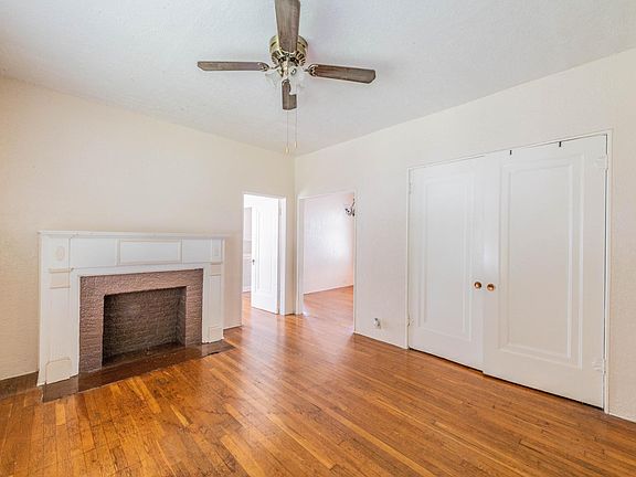 4th image of 329 W Huisache Ave APT 9