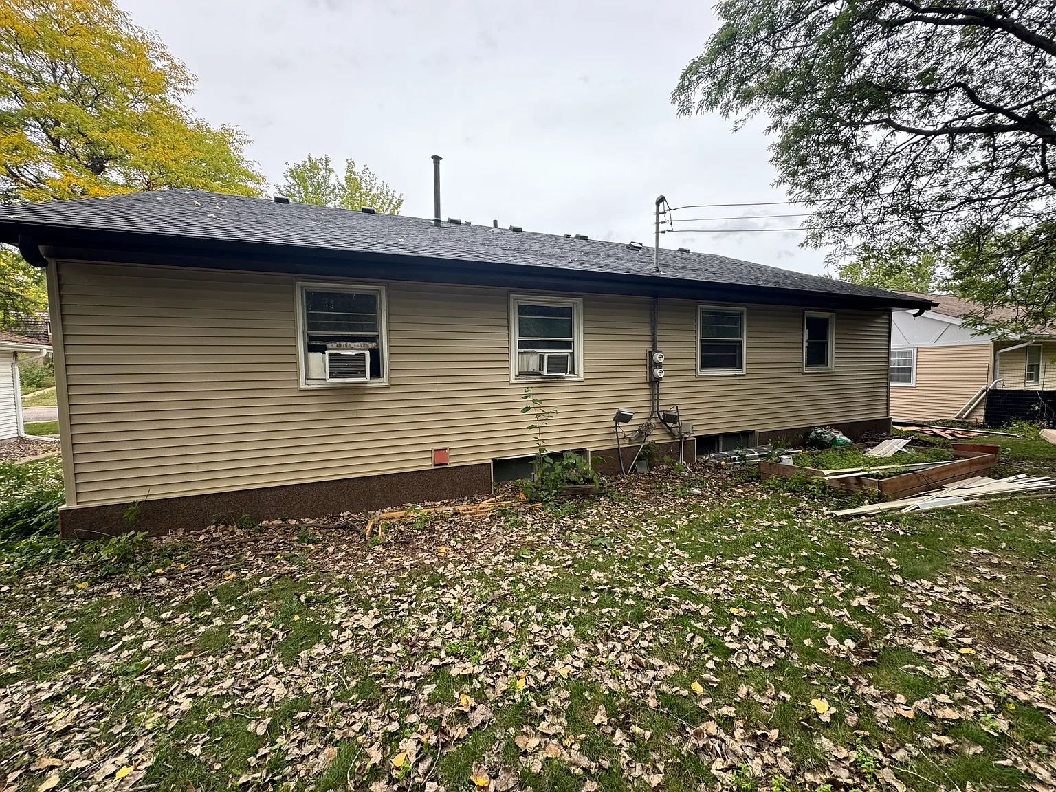 3 bed, 1800 sqft, $2,200 — Photo 3