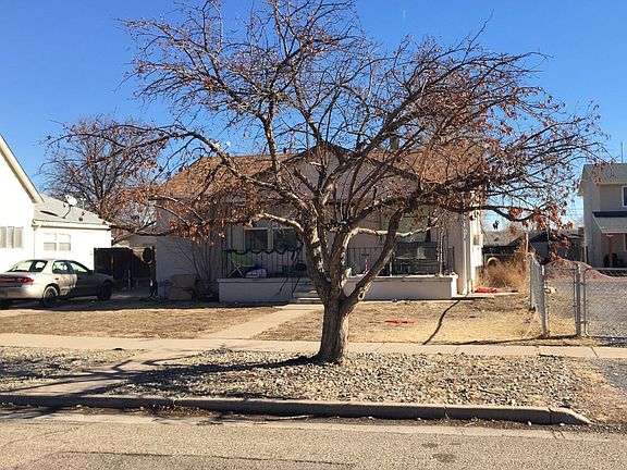 4th image of 2610 N Grand Ave
