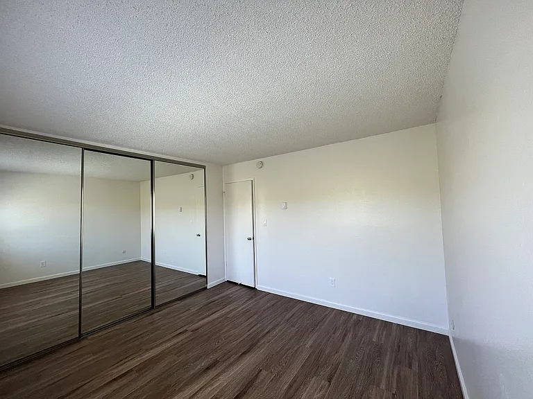 2155 Felspar St — Photo 23