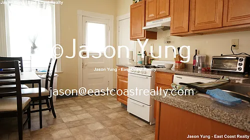 1116 Commonwealth Ave Photo 1