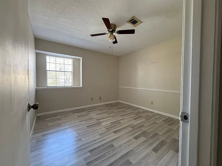 5506 Forest Timbers Dr — Photo 11