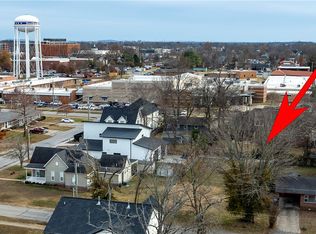 403 N 4th St #3, Bentonville, AR 72712