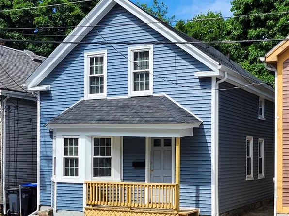 16 Duke St, Providence, RI 02908