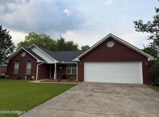 11710 Susan Dr, Collinsville, MS 39325