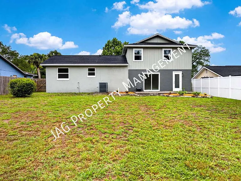 1046 Winter Springs Blvd — Photo 34