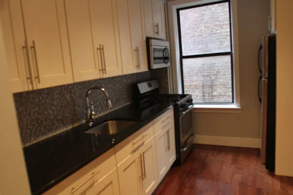 Rented by Bohemia Realty Group | media 21