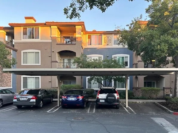 701 Gibson Dr APT 1524, Roseville, CA 95678
