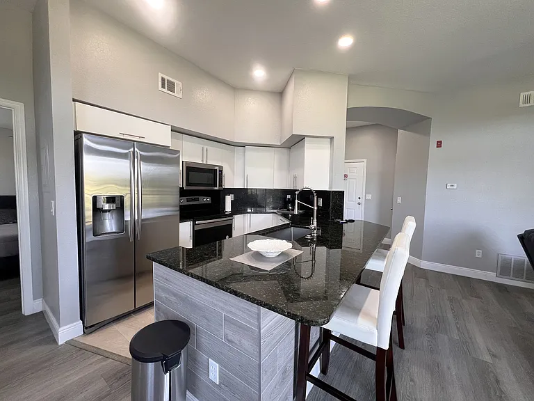 7340 Westpointe Blvd #335 — Photo 5