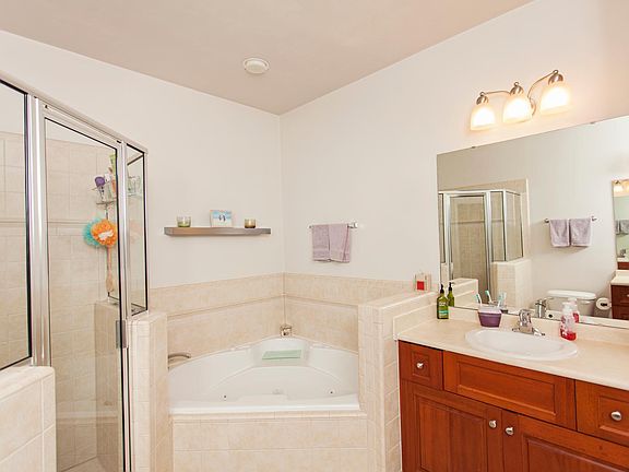 Master Bath - Layouts Vary