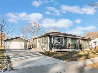 924 6th St SE, Willmar, MN 56201