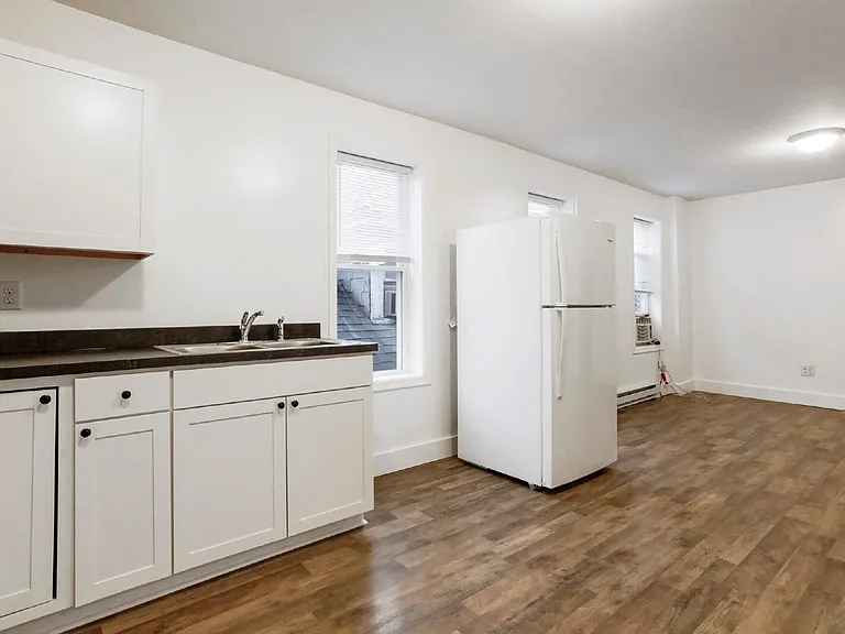 207 N Mulberry St #3 — Photo 5