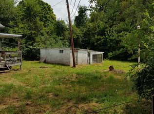 1714 Merchant Dr, Knoxville, TN 37912