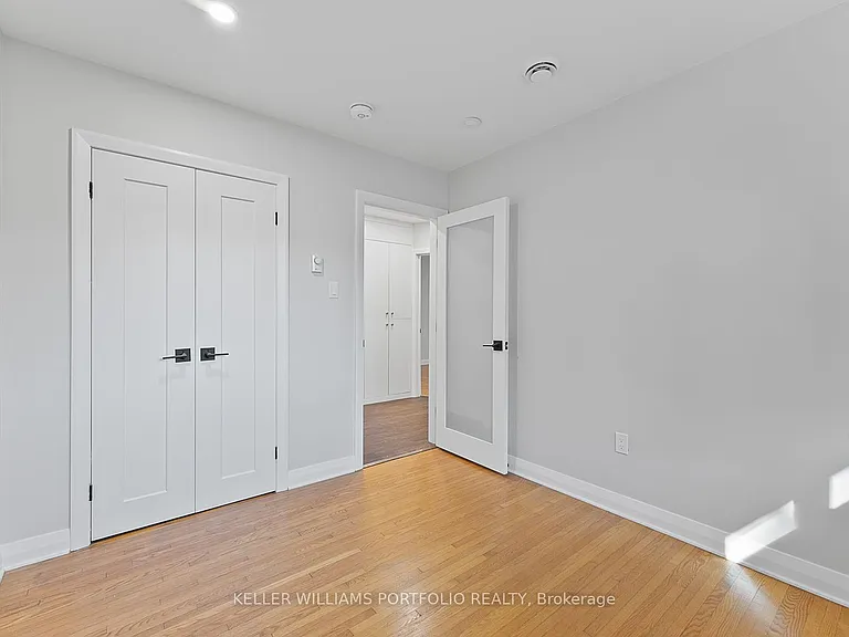 32 Gatesview Ave #UPPER — Photo 38