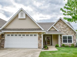 1504 S Arbor Ridge Ct, Bloomington, IN 47403