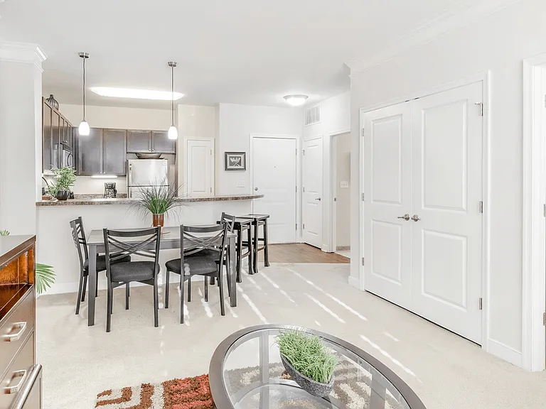 The Reserves at Arboretum Apartments — Photo 3