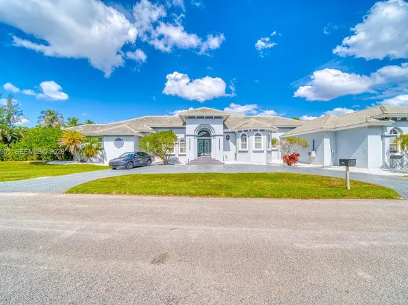 901 NW 122nd Ave, Plantation, FL 33325