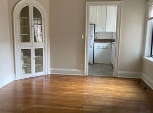 2205 E Belleview Pl #2D, Milwaukee, WI 53211