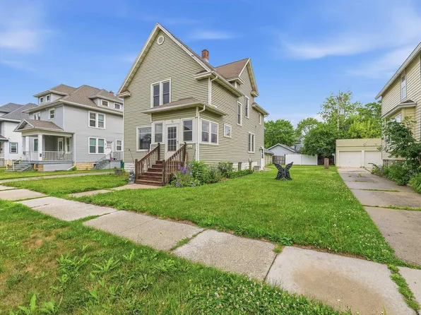 33 W 13th St, Fond Du Lac, WI 54935