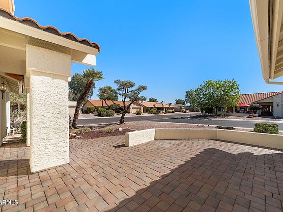 3rd image of 2681 LEISURE WORLD --