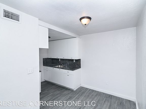 3rd image of 12300 NE 4th Ave #417