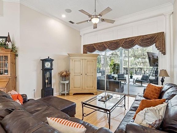 5th image of 1066 CEASARS CT