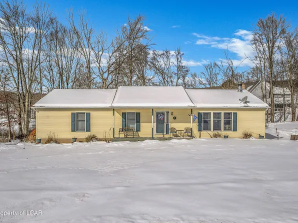 60 Lakeview Dr, Mountain Top, PA 18707