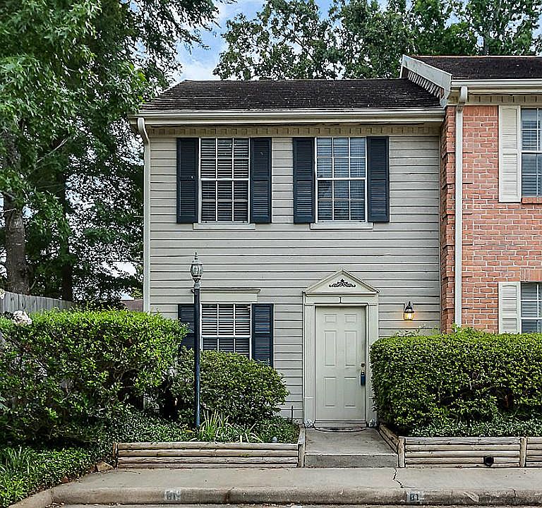 1st image of 2030 Plantation Dr #1
