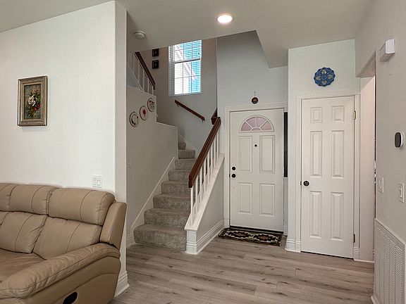 4th image of 10936 Creekbridge Pl