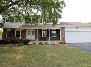 589 Peachtree Ln, Lake Zurich, IL 60047