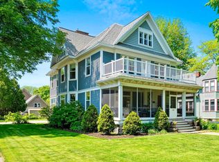 644 S Jackson St, Green Bay, WI 54301