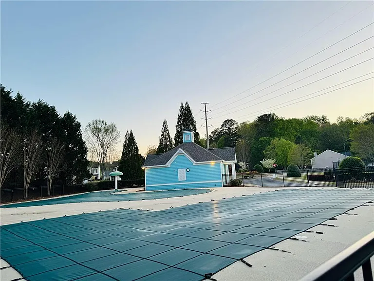 2515 Sheldon Pl — Photo 30