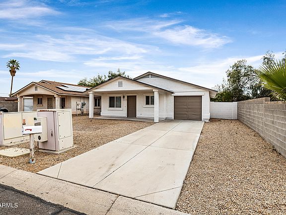 2nd image of 8075 W CHERRY HILLS Drive