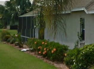 2287 Vintage St, Sarasota, FL 34240