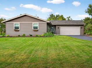 750 Wanda Ave, Neenah, WI 54956