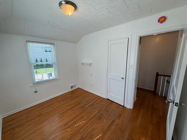 639 Emerson St NE — Photo 19