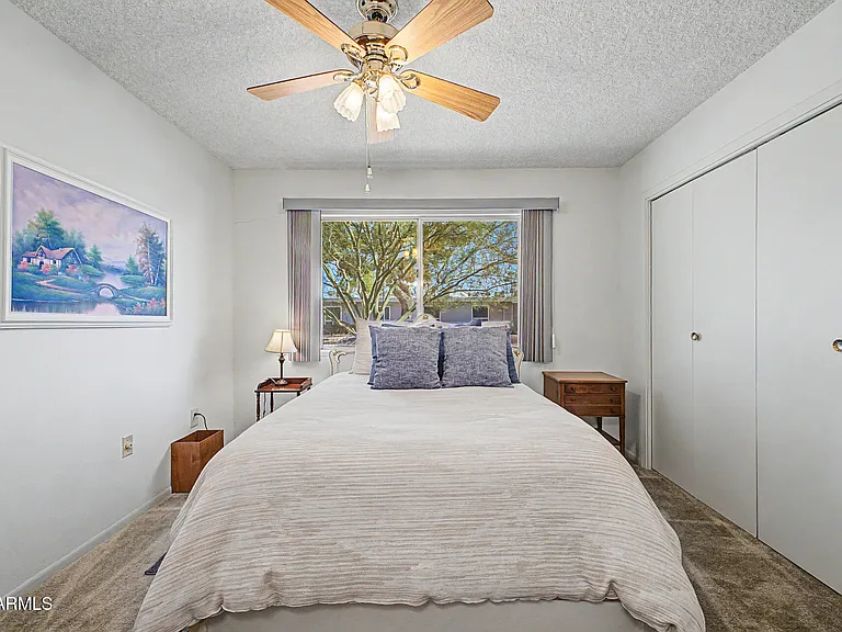 10880 W Emerald Dr — Photo 18