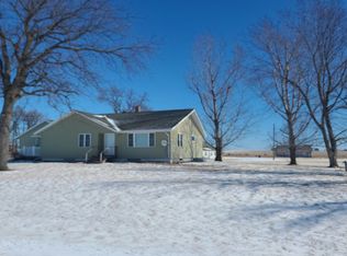 692 140th Ave, Edgerton, MN 56128