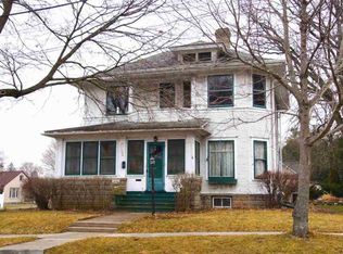 128 Grand Ave, Lodi, WI 53555