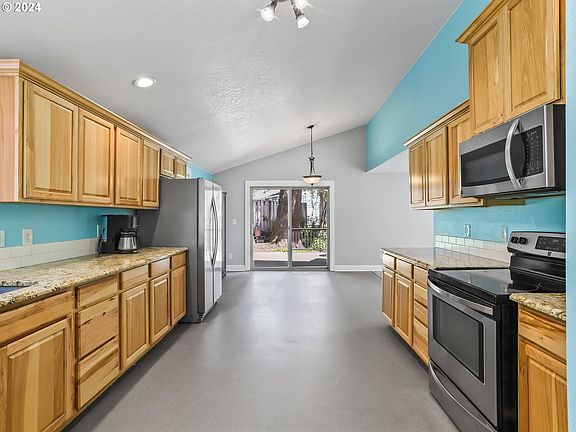 4th image of 14746 NW Tranquility Dr