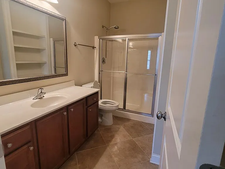 1131 Shellbank Ln — Photo 12